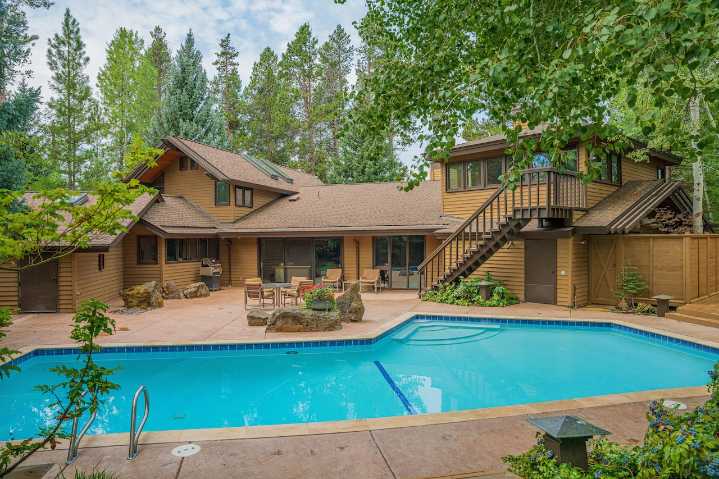 The midcentury modern home that launched Sunriver Resort is for sale at $2.5M