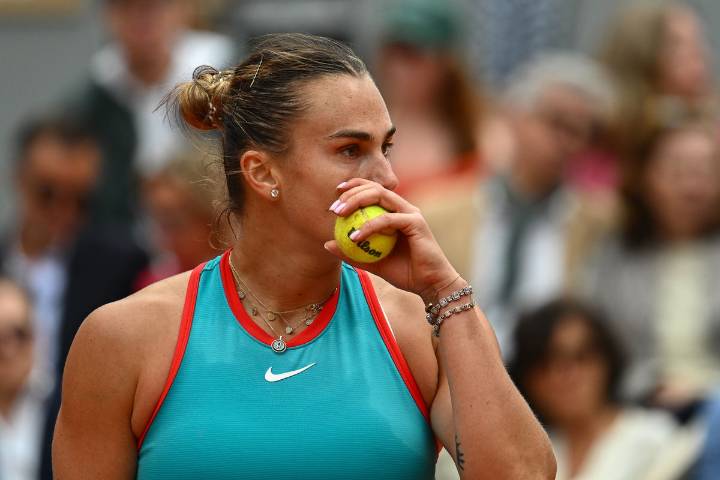 Aryna Sabalenka Makes Massive Coaching Change in a Shocking Move Days Ahead of the US Open Ahead of the US Open, Aryna Sabalenka makes a major move by teaming up with her compatriot, who is a legendar