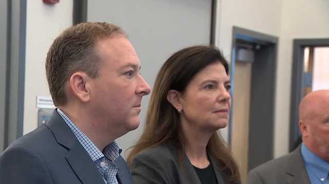 Ayotte says she backs effort to revive pipeline project as EPA head visits New Hampshire