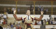 Las mejores imágenes de los toreros Fortes, Juan Ortega y David de Miranda en la Feria de Almería 2025