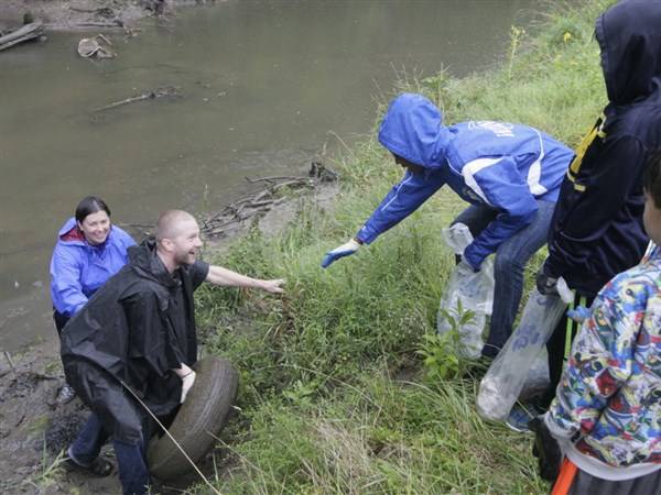 Volunteers sought for Clean Your Streams cleanups in Toledo area