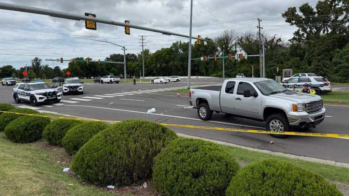 Murfreesboro police investigate pedestrian fatality with pickup