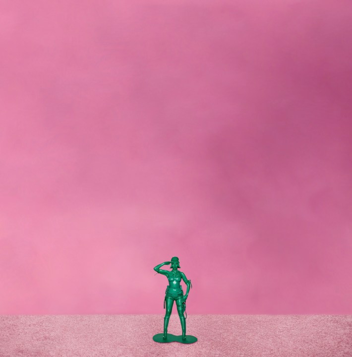 Mariah the Scientist's 'Hearts Sold Separately' mixes love potions and pensive emotions
