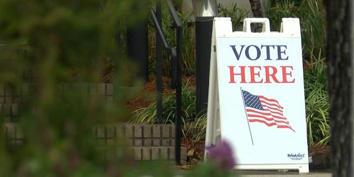 Voter registration deadline for municipal elections is Monday
