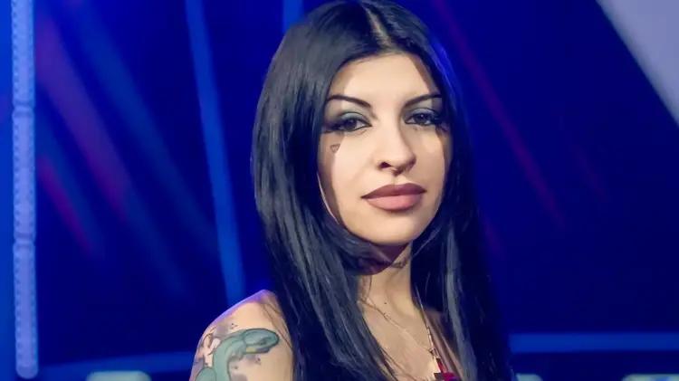 Cazzu defiende a madres que llevan niños a conciertos de reggaetón