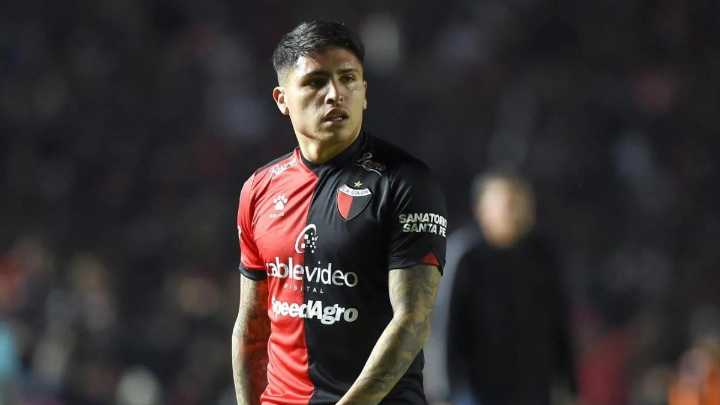 Colón informó a sus hinchas sobre una demanda iniciada por Facundo Farías