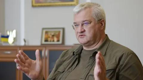 Ucrania: hay que medir las intenciones de Putin por sus acciones concretas