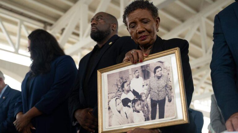Mississippi Gulf Coast commemorates two decades since Hurricane Katrina