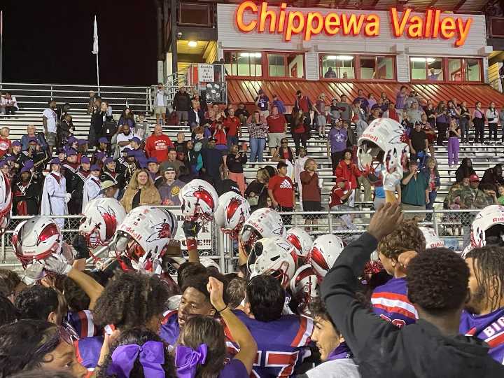 How to watch live Detroit Catholic Central vs Chippewa Valley high school football (8/29/2025)
