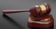 Former Springfield police sergeant pleads guilty to domestic violence