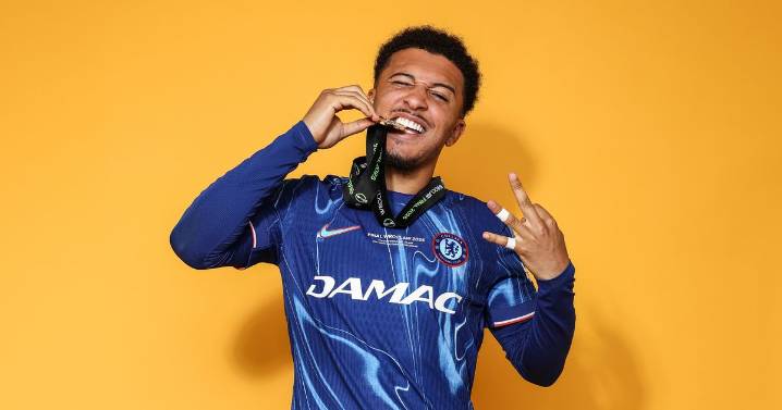 Manchester United receive transfer offer from Italian club for Jadon Sancho