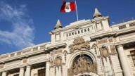 Congreso de Perú declara persona non grata a Gustavo Petro