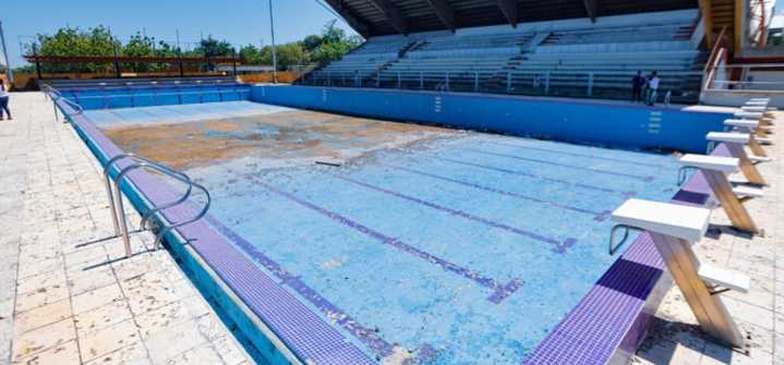 Inicia la rehabilitación del complejo de piscinas Rafael Vidal en el Parque del Sol