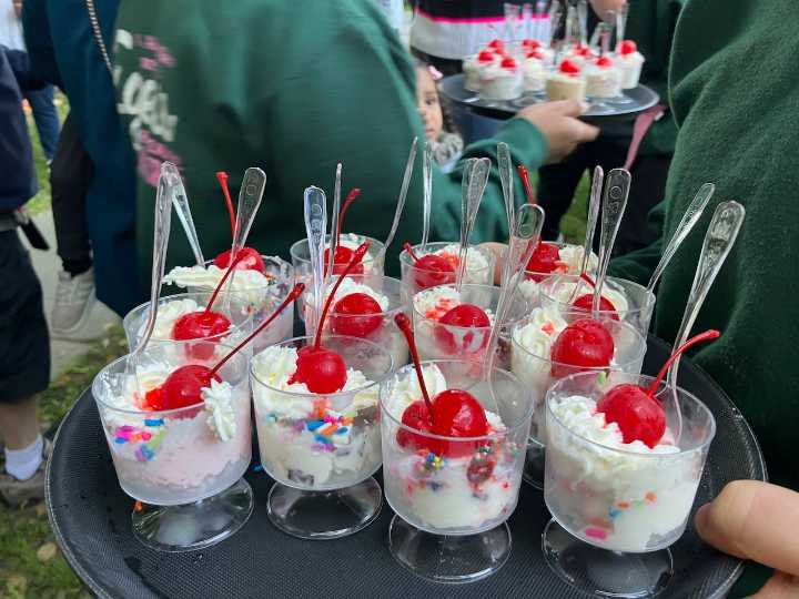 S.I. professionals are meeting over ice cream sundaes on Monday. Here’s why