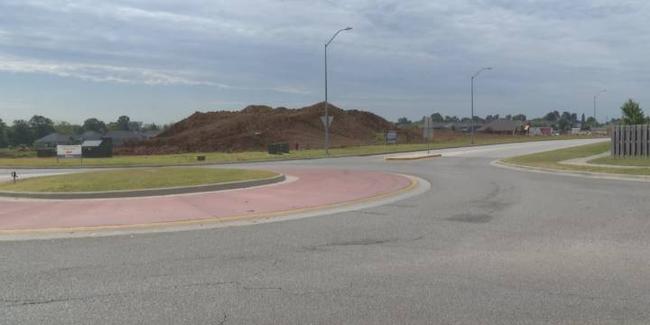 Nixa City Council discussing a permit for a taproom in a neighborhood amid mixed views