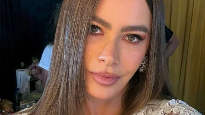 Sofia Vergara fans catch very NSFW wardrobe malfunction in plunging lace dress on AGT set