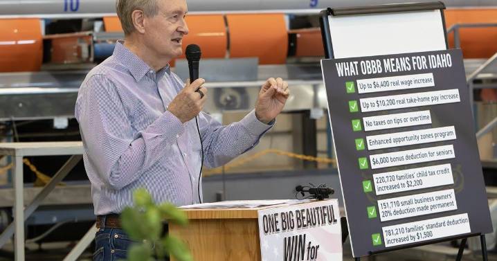 Crapo, ag leaders tout spending bill