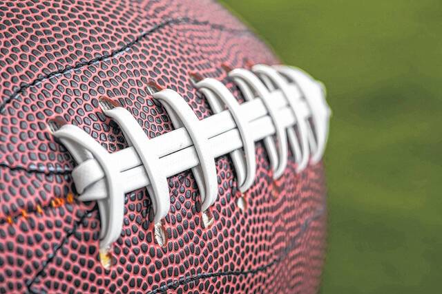 Settling in: HSFB predictions for Week 2
