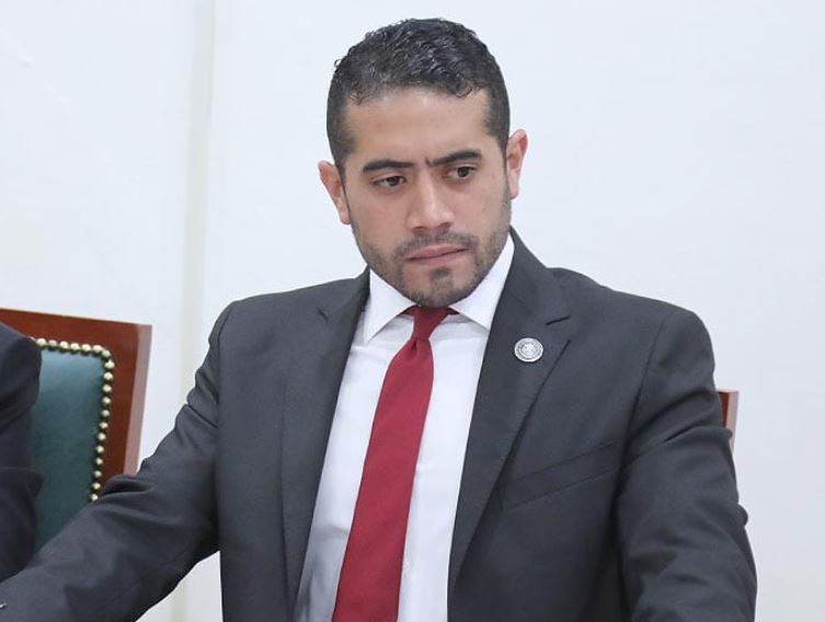 Sigue la disputa por la Directiva del Congreso