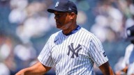 Mariano Rivera tears Achilles during Yankees' Old