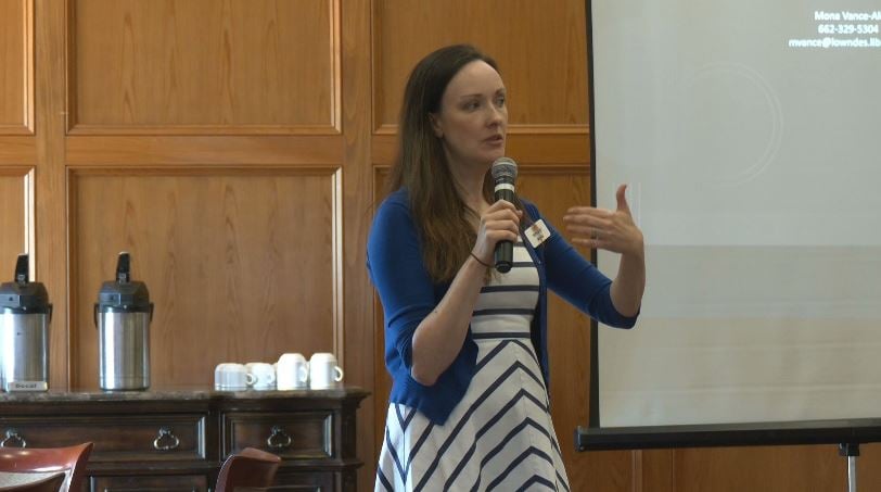 Mona Vance-Ali speaks with community leaders about Columbus History