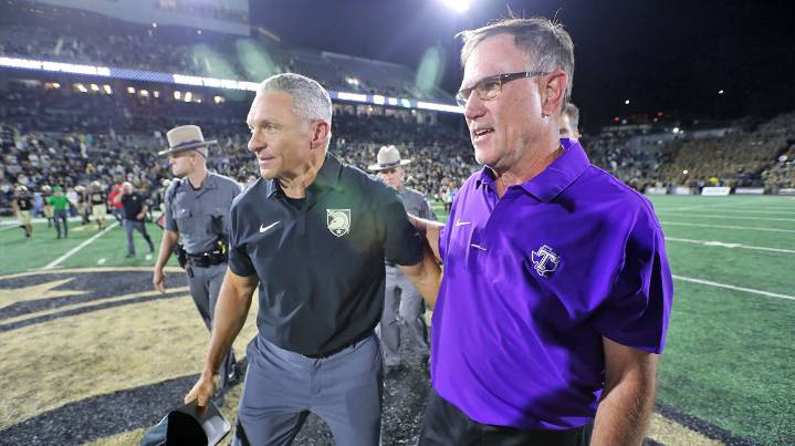 Army football fans up in arms after upset loss to Tarleton State