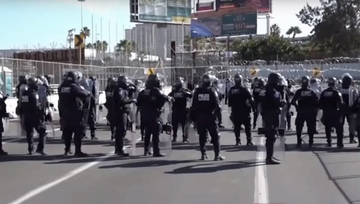 Border Patrol, Migrants Locked In Epic Game Of 'Red Rover'