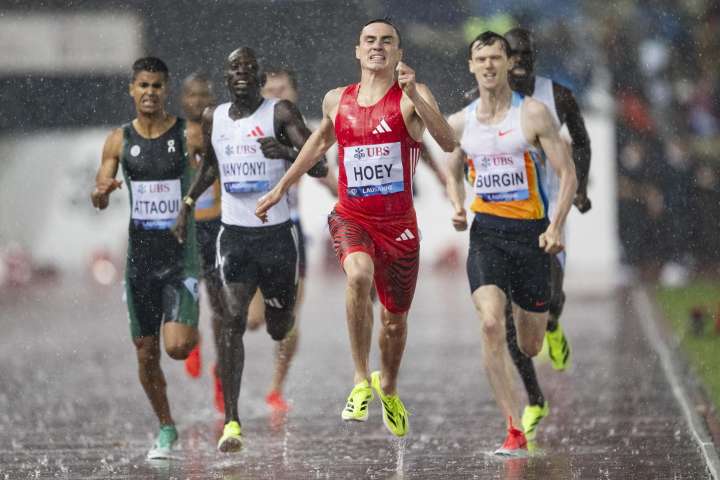 Josh Hoey acaba con la racha de Wanyonyi con Attaoui tercero en 800