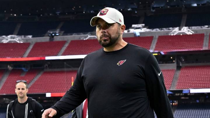 Cowboys hire Cardinals line coach Klayton Adams as offensive coordinator