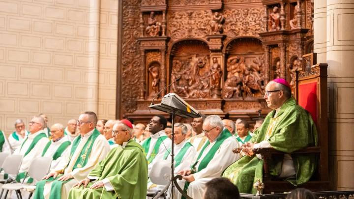 El obispo José Antonio Satué se despide de la Diócesis de Teruel y Albarracín
