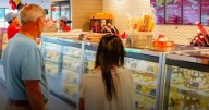Famosa pastelería cubana de Miami llega por primera vez a los Cayos de Florida