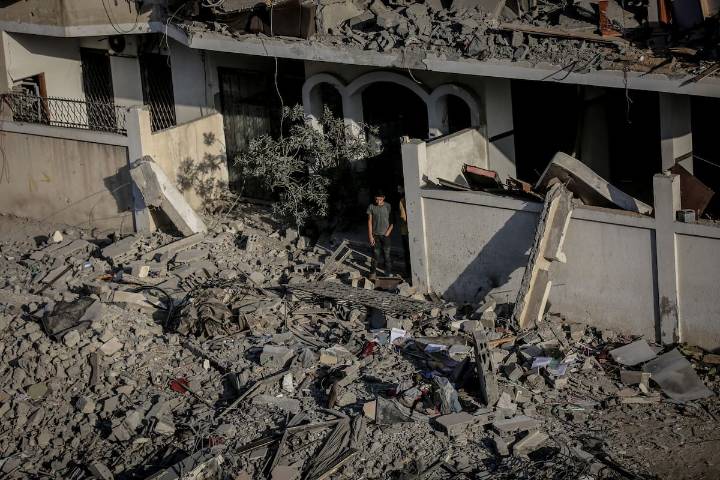 Nuevo ataque afecta a la prensa: Cuatro periodistas mueren tras ofensiva israelí contra hospital en Gaza