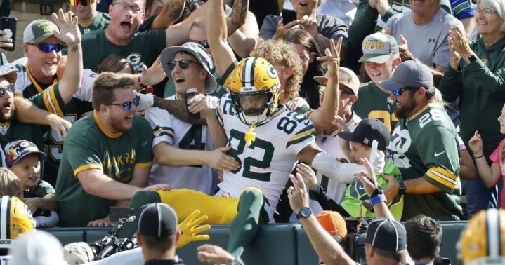 Packers' Super Bowl odds improve after Micah Parsons trade