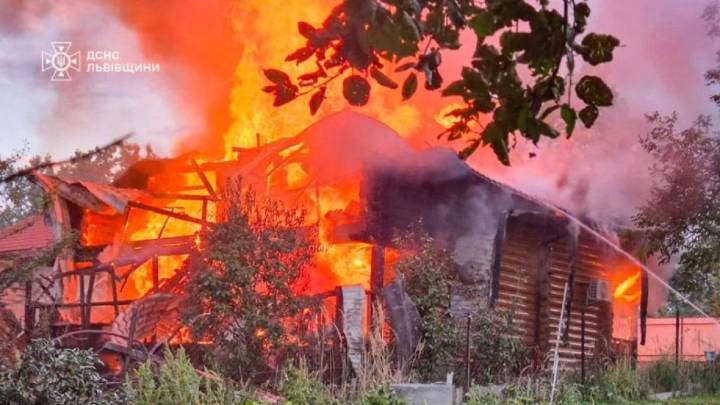 Un muerto y una veintena de heridos por ataques rusos a varias regiones de Ucrania