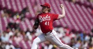 Reds end Brewers' franchise-record, 14-game winning streak on Hays' bases