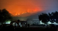 Nuevas evacuaciones durante la noche por los incendios en Extremadura