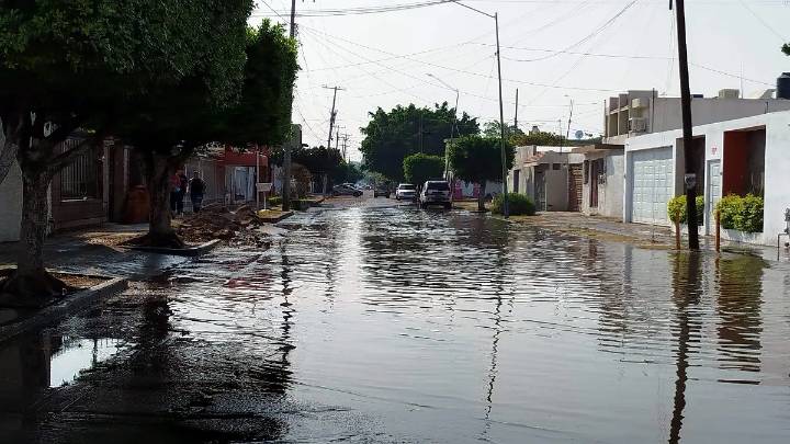 Lluvias en Salamanca: extrae CMAPAS hasta 300 toneladas de basura de alcantarillas