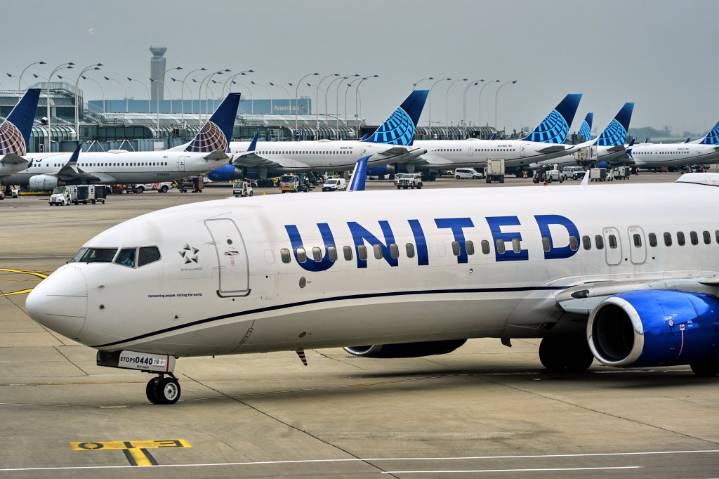 United airlines flights have been grounded on Wednesday nationwide due to a technology issue