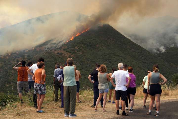 España: Sánchez propone pacto nacional por 'emergencia climática'