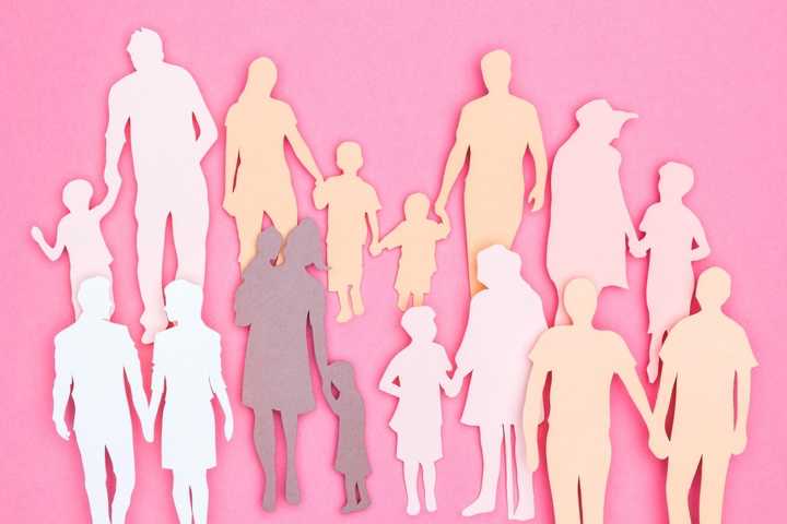 El Gobierno regional duplica las ayudas para familias numerosas y monoparentales y alcanzará a 1.200 hogares