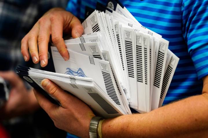 Trump quiere eliminar la votación por correo