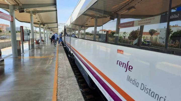 Nueva incidencia ferroviaria en 24 horas: una avería entre Tarragona y Zaragoza afecta a dos trenes de pasajeros