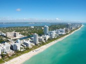 La nueva ley firmada por Ron DeSantis que permitirá el acceso público a todas las playas de Florida