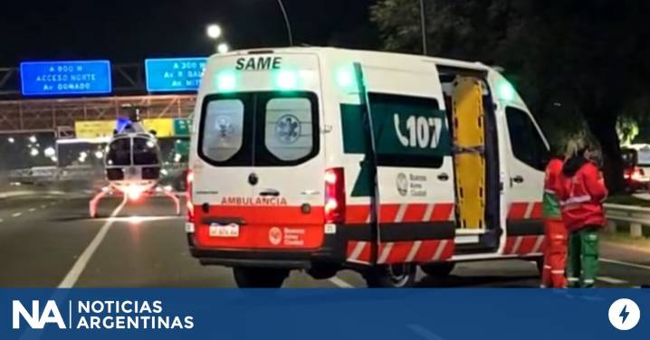 Accidente fatal y corte total en Avenida General Paz: una moto chocó contra un camión