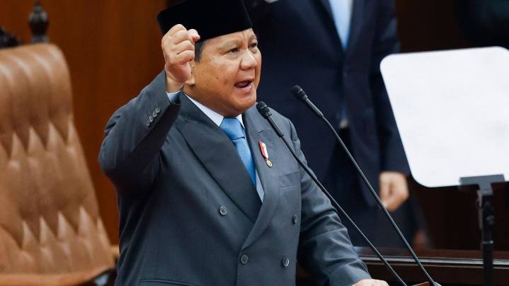 Indonesia's president vows tough stance against corruption in State of the Nation address