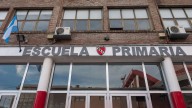 Independiente suspendió las clases por presencia de barras de U de Chile: "Empezaron a llover las piedras"