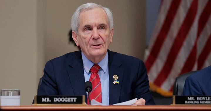 Longtime Texas House Dem says he won't seek reelection if redistricting effort holds