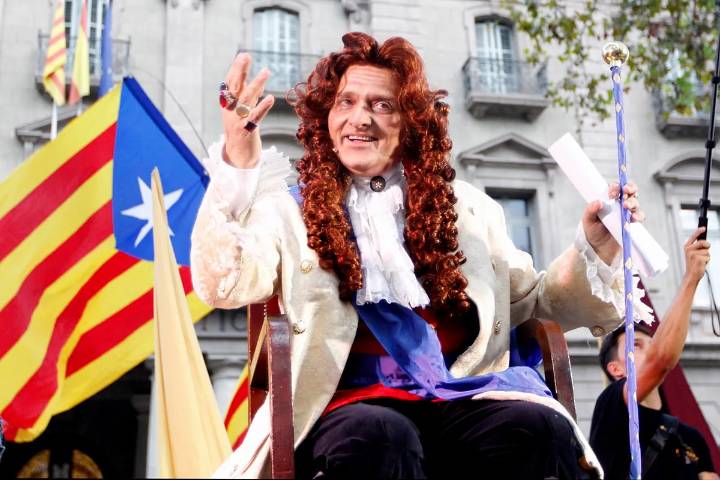 Aragón lleva ante la Fiscalía al humorista catalán Toni Albà por celebrar en redes sociales la muerte de Javier Lambán