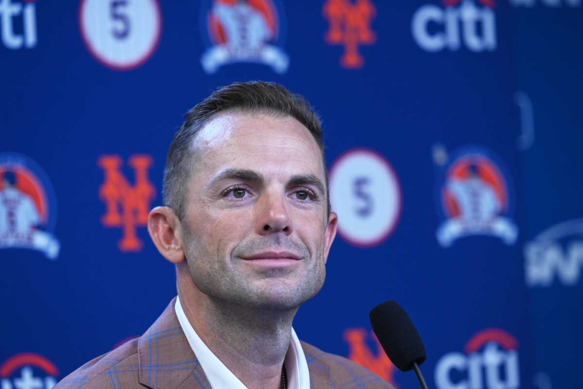 Mets legend David Wright continues a tradition of honoring New York’s heroes at ‘Battle of the Badges’ baseball game
