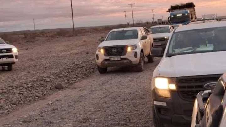 Camioneros iniciaron un paro por tiempo indeterminado en Vaca Muerta
